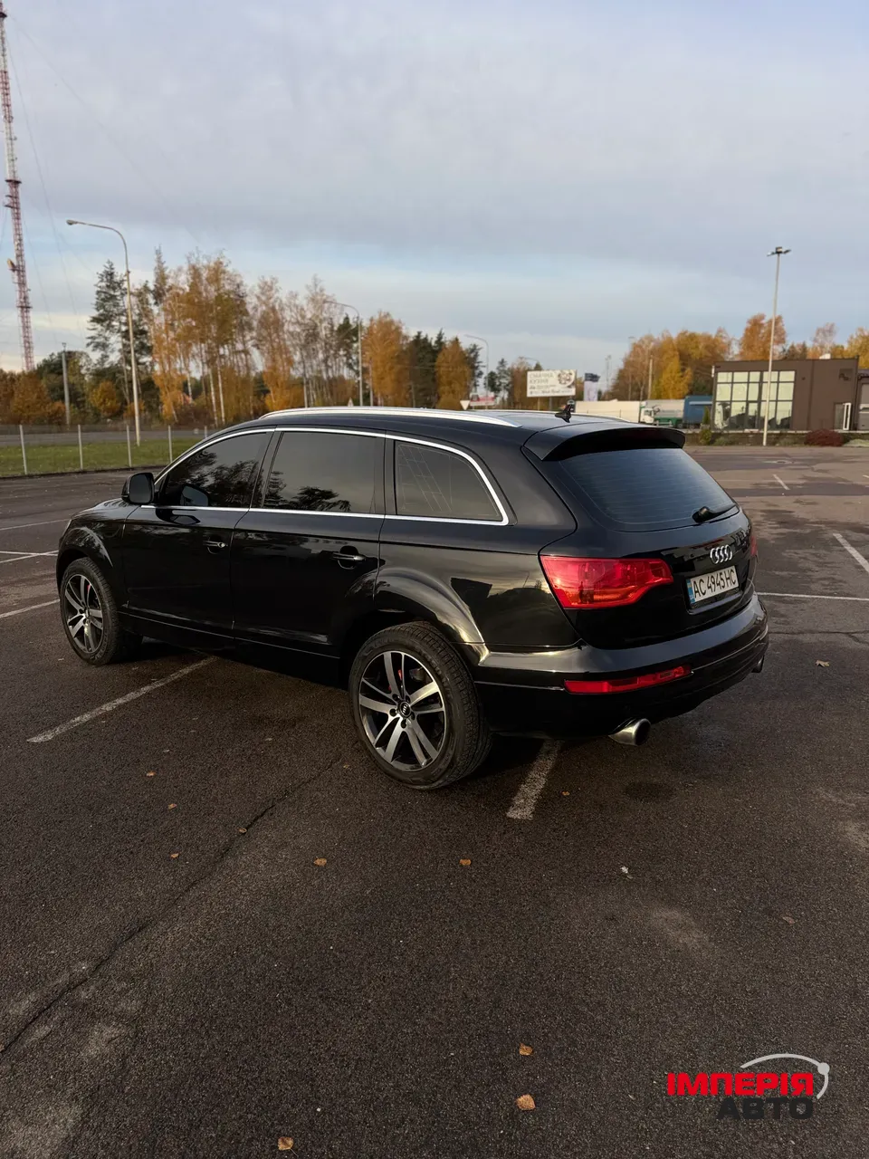 Audi Q7 - фото 5