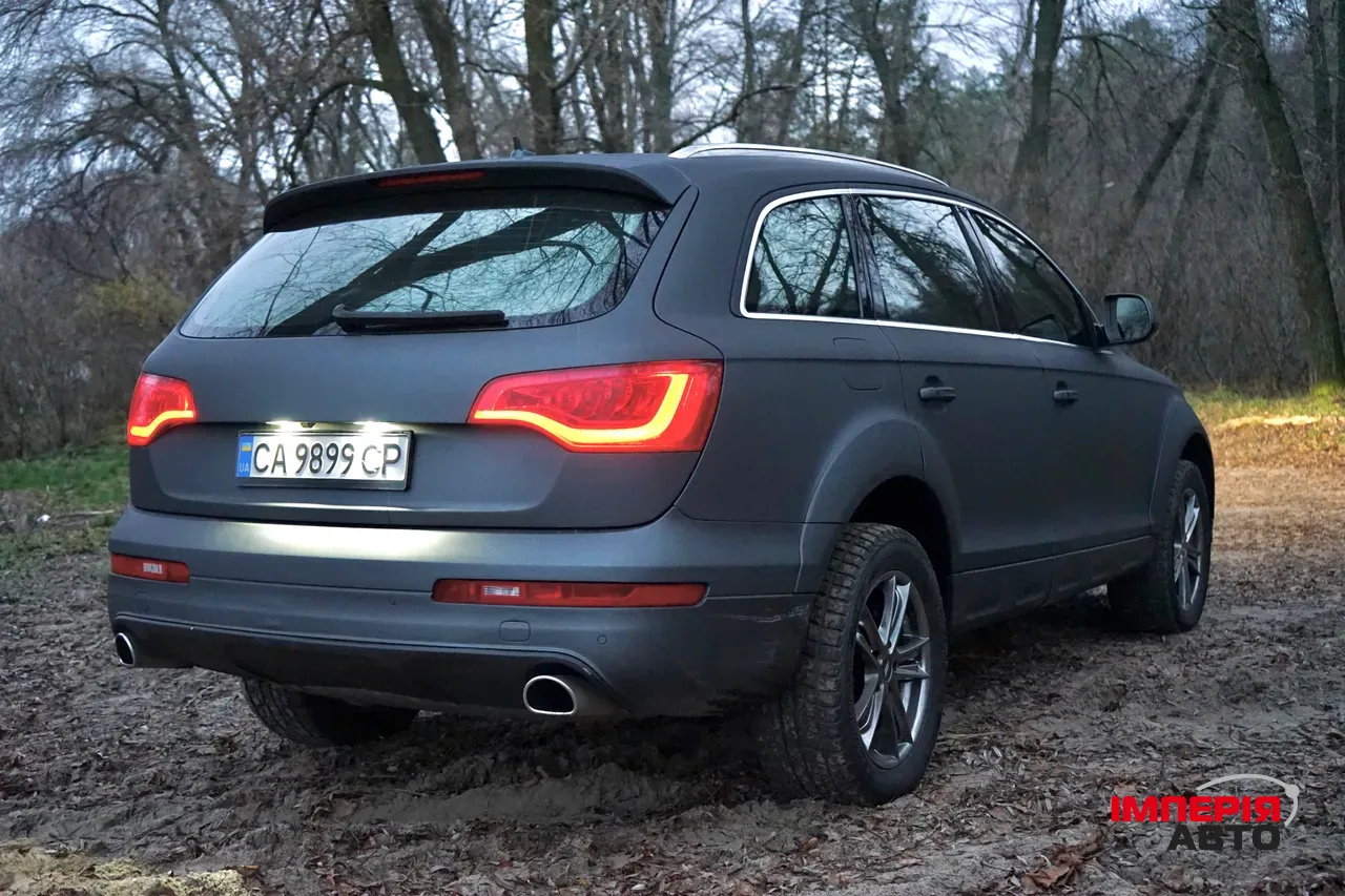 Audi Q7 - фото 4