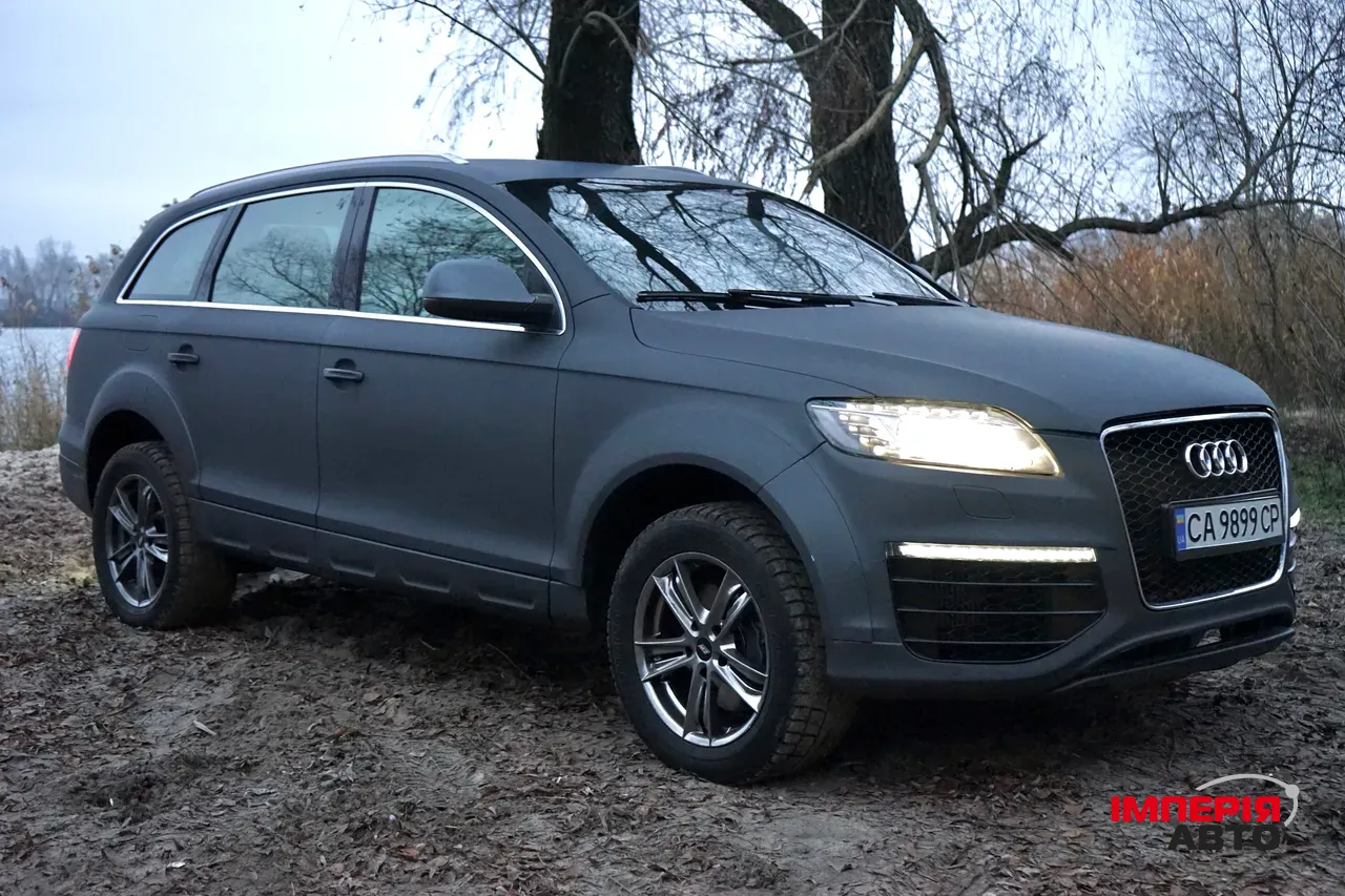 Audi Q7 - фото 2