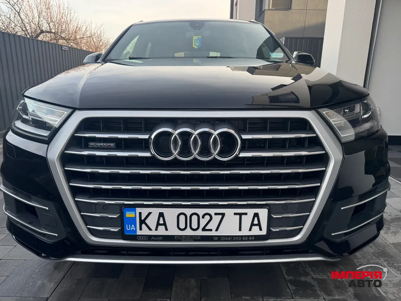 Audi Q7 - фото 1