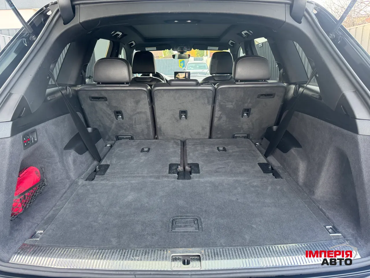 Audi Q7 - фото 31
