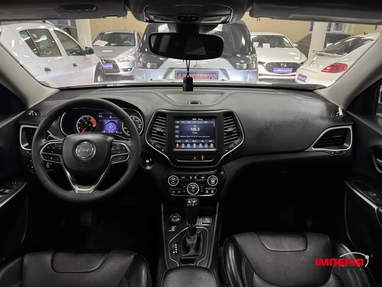 Jeep Cherokee - фото 8