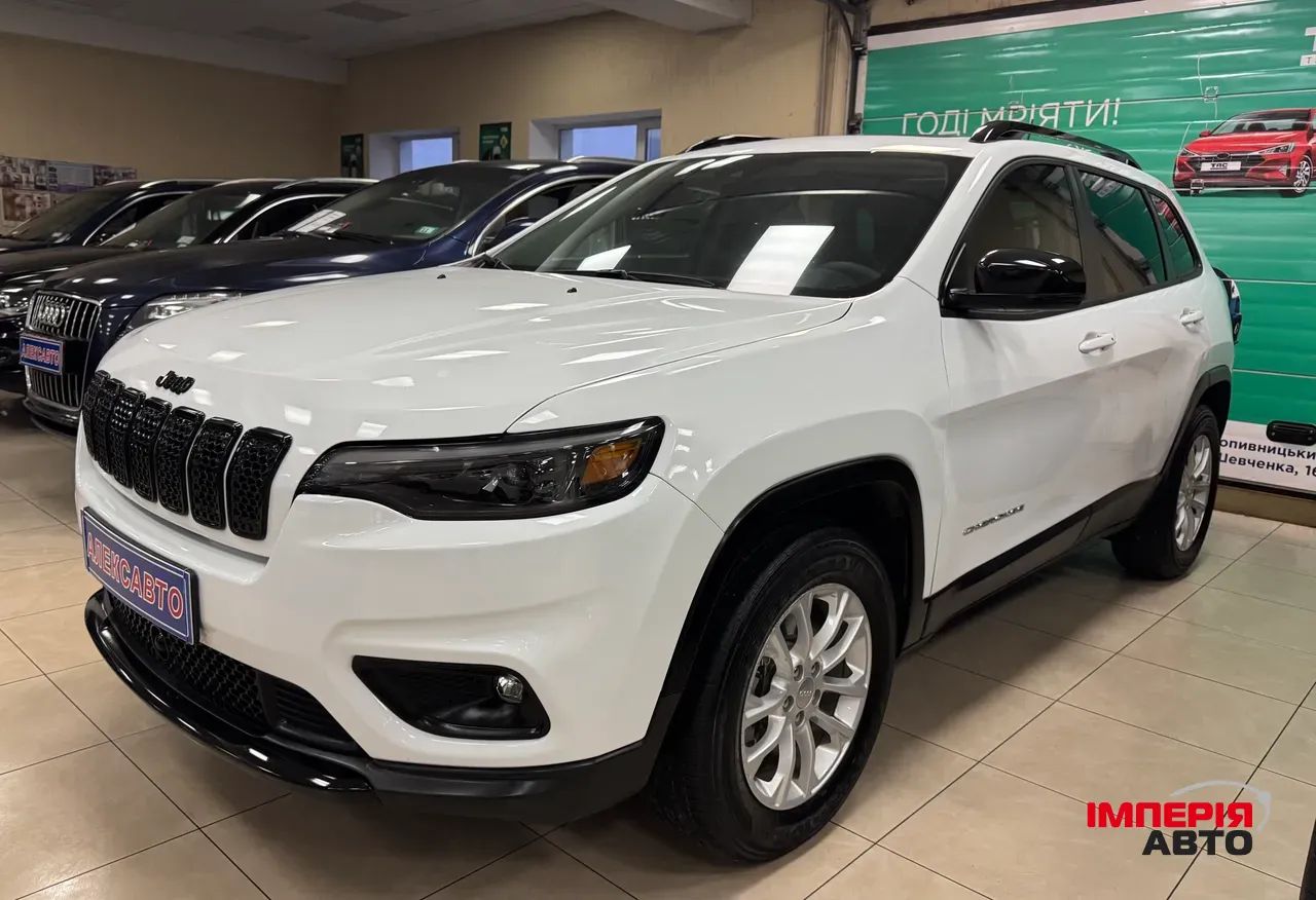 Jeep Cherokee - фото 1