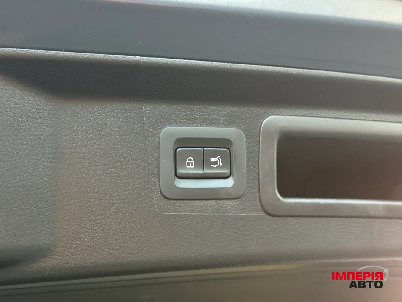 Mazda CX-50 - фото 12