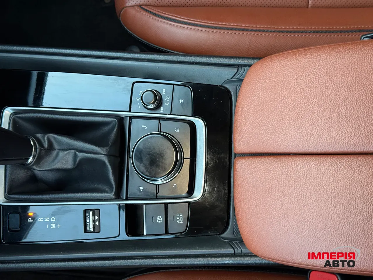 Mazda CX-50 - фото 49