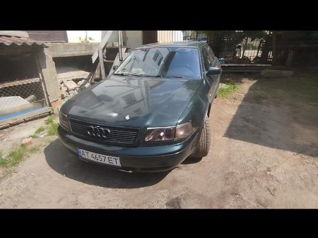 Audi A8 - фото 5