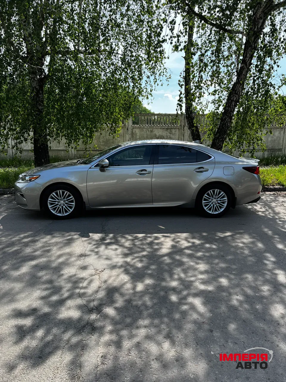 Lexus ES - фото 6