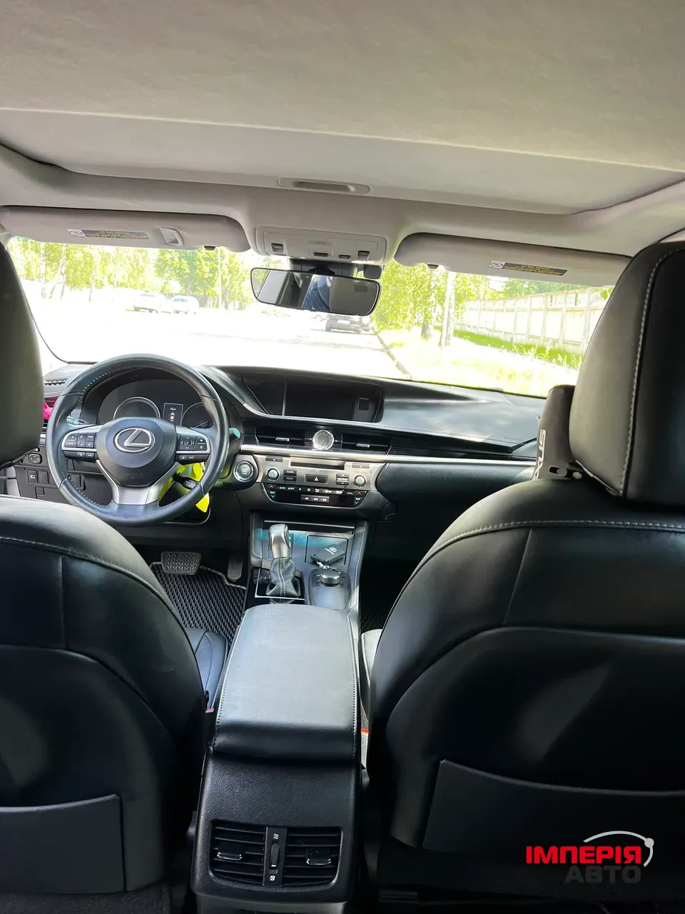 Lexus ES - фото 9