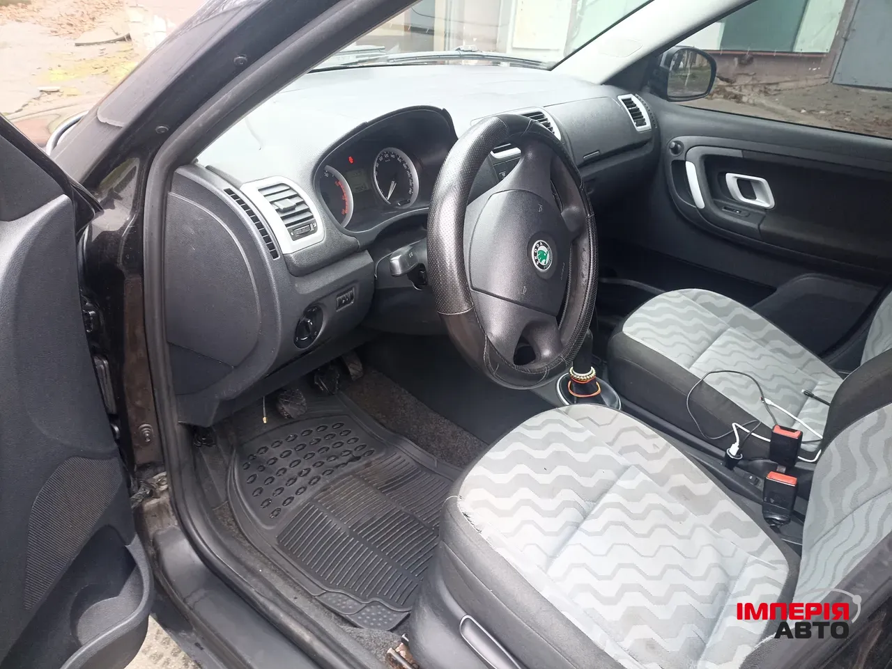 Skoda Fabia - фото 4