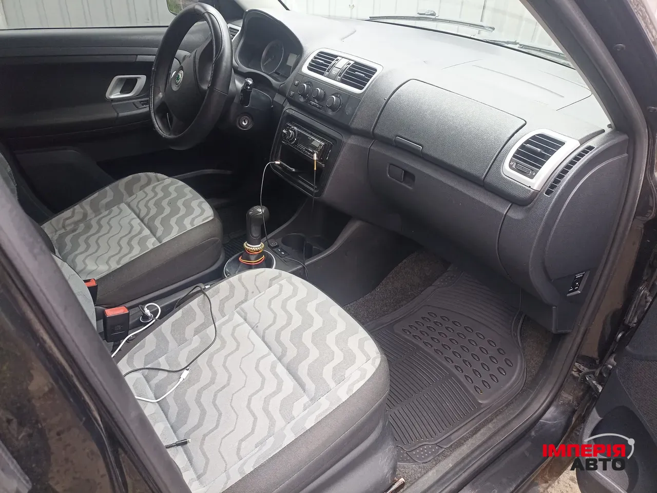 Skoda Fabia - фото 6