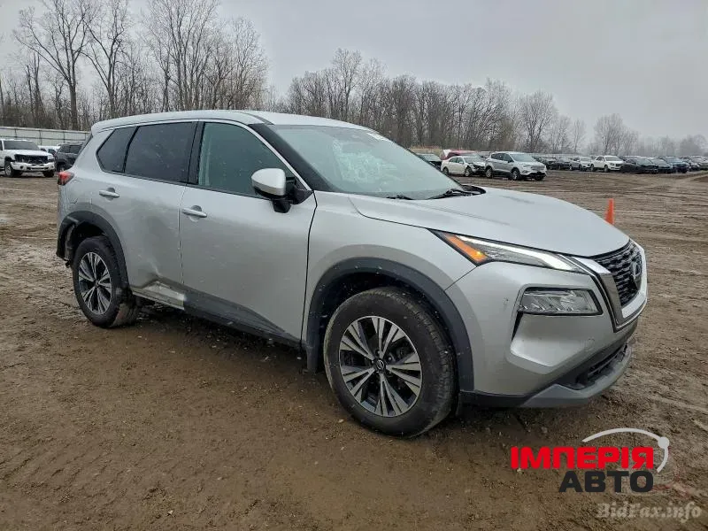 Nissan Rogue - фото 1