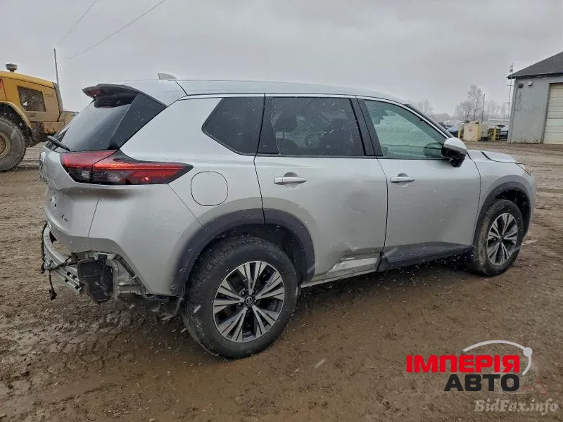 Nissan Rogue - фото 4