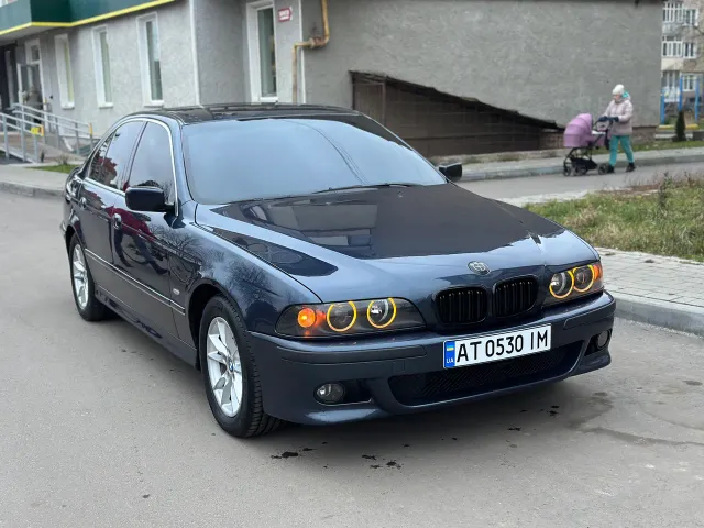 BMW 5 серії - фото 2