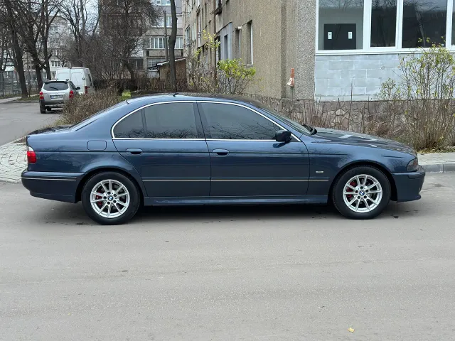 BMW 5 серії - фото 5