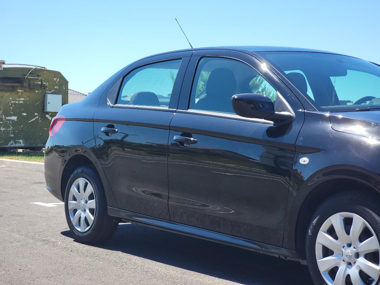 Peugeot 301 - фото 8