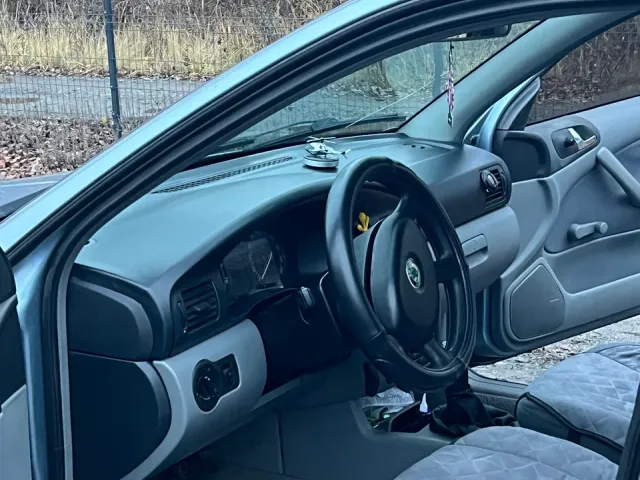 Skoda Octavia - фото 4