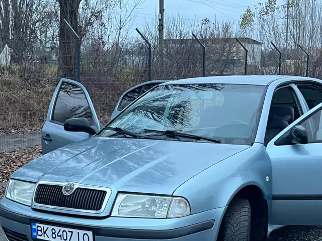Skoda Octavia - фото 1