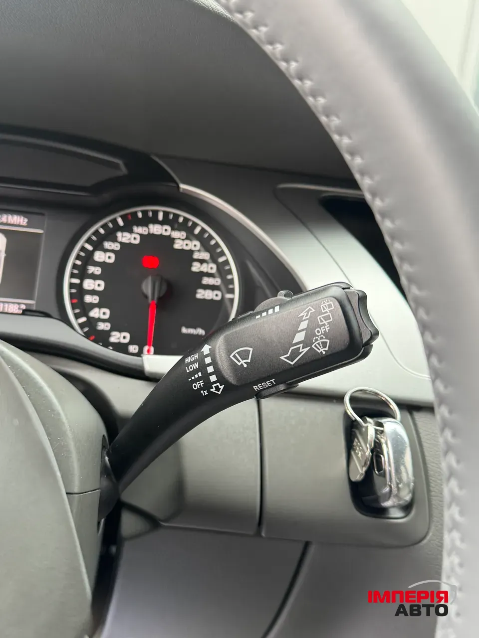 Audi A4 - фото 53