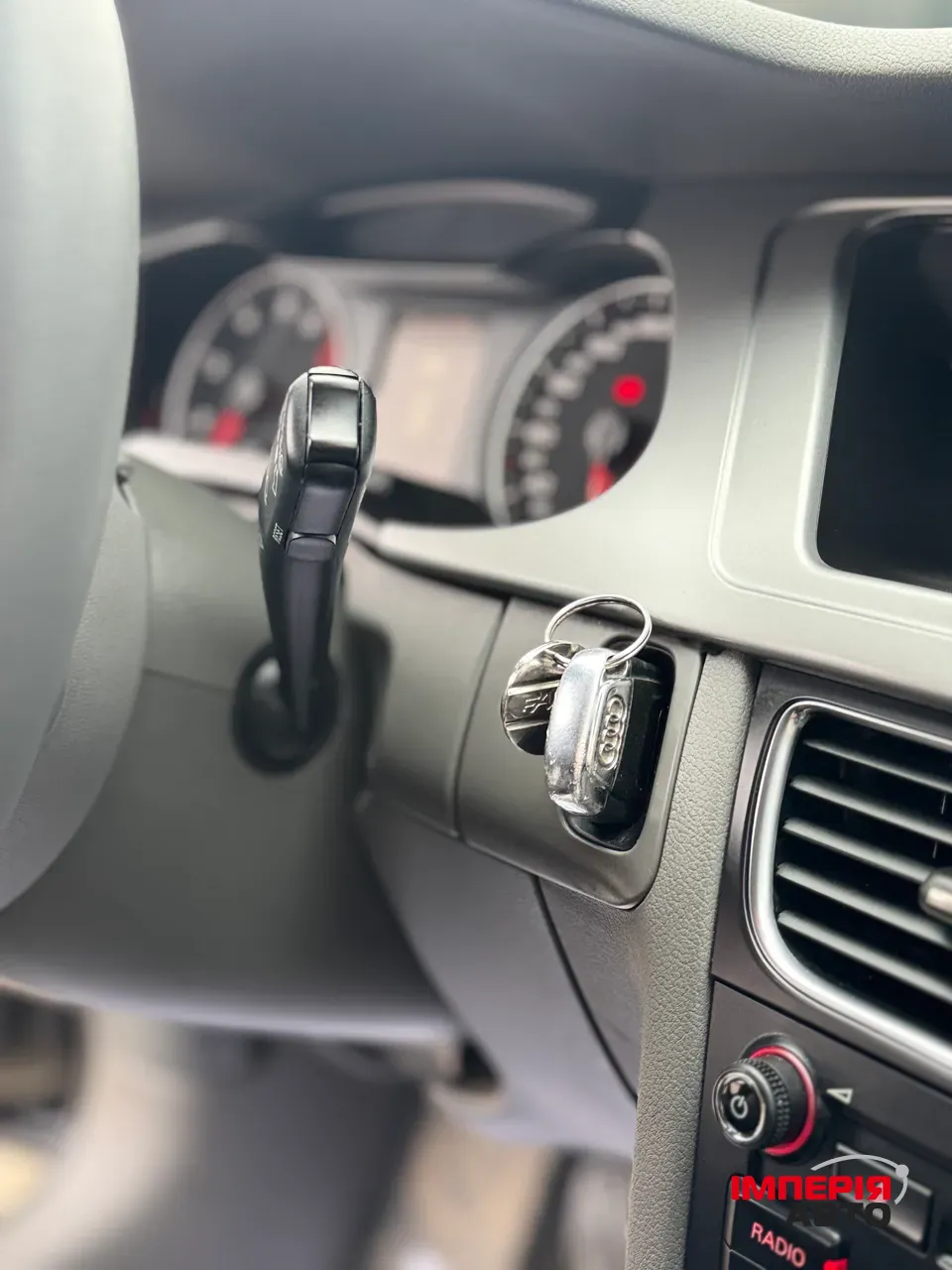 Audi A4 - фото 45