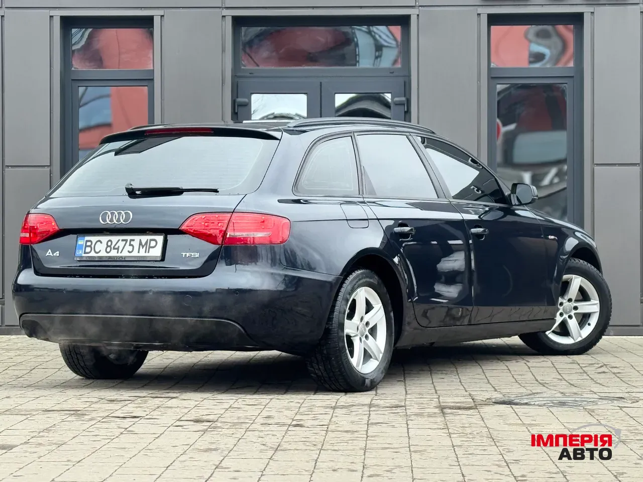 Audi A4 - фото 24