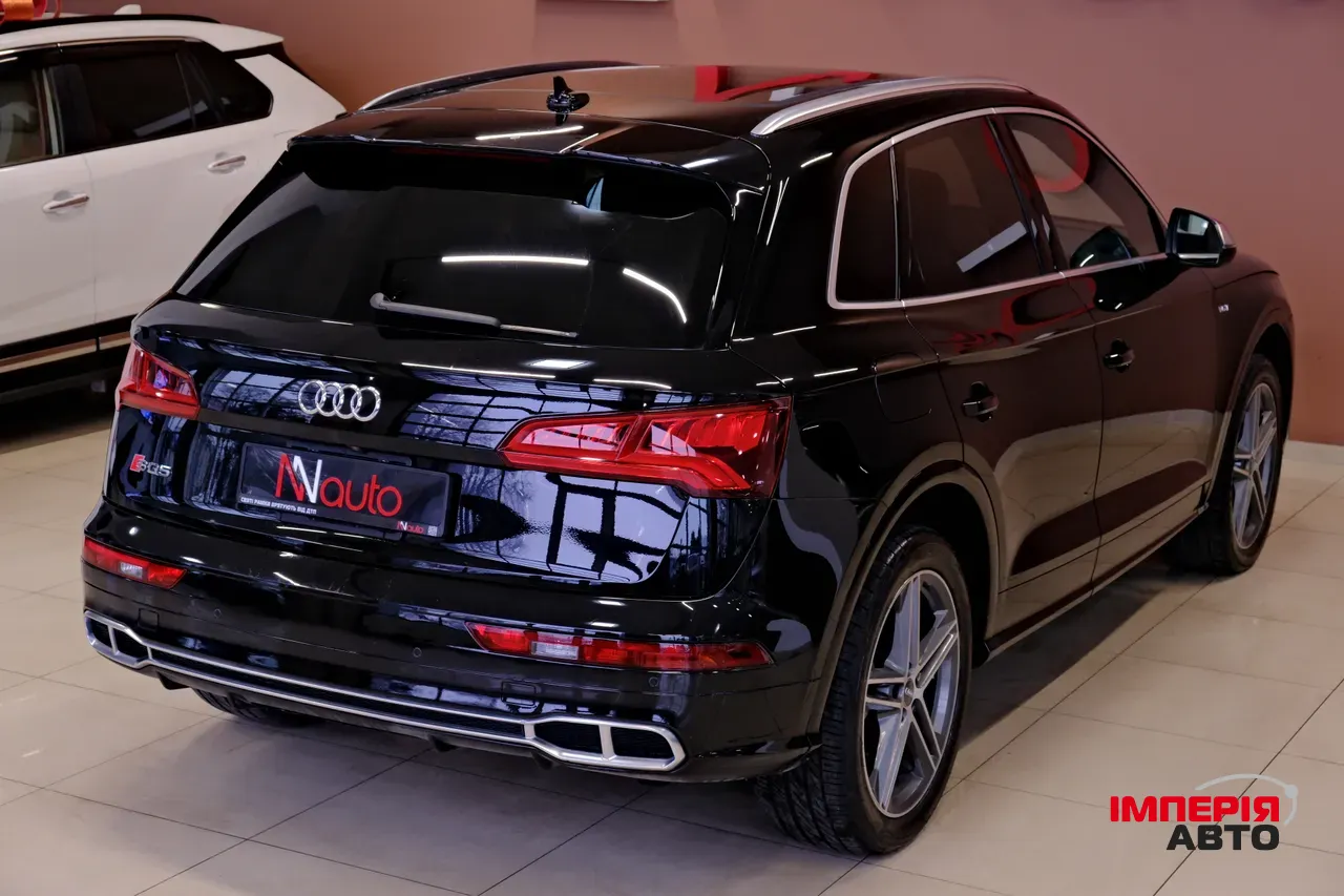 Audi SQ5 - фото 5