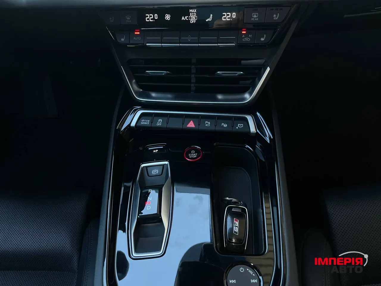 Audi RS e-tron GT - фото 18