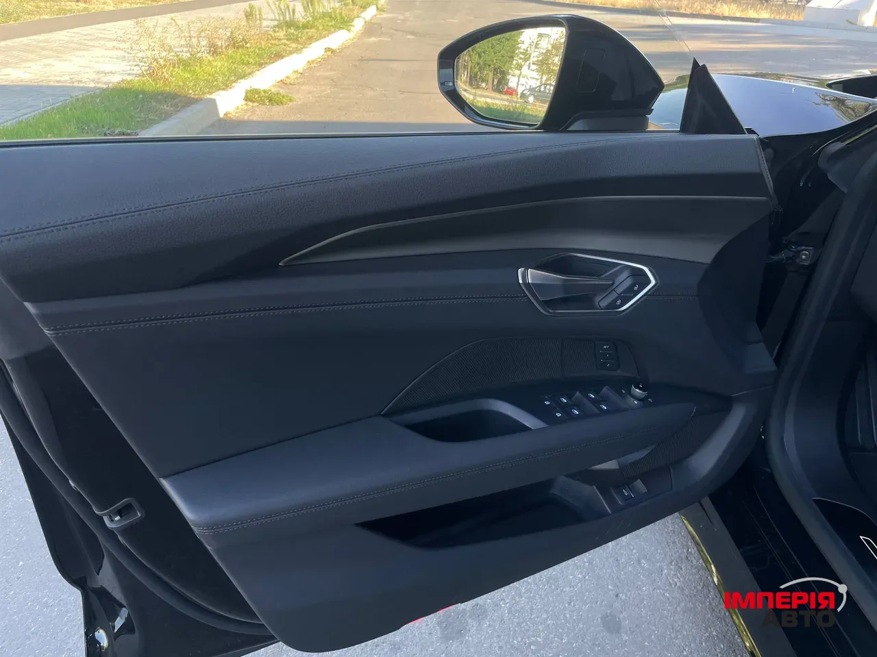 Audi RS e-tron GT - фото 14