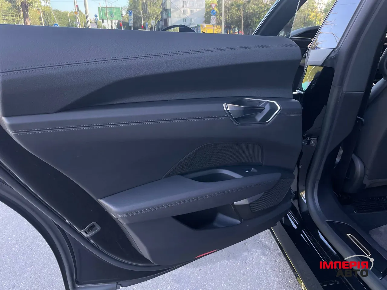 Audi RS e-tron GT - фото 17