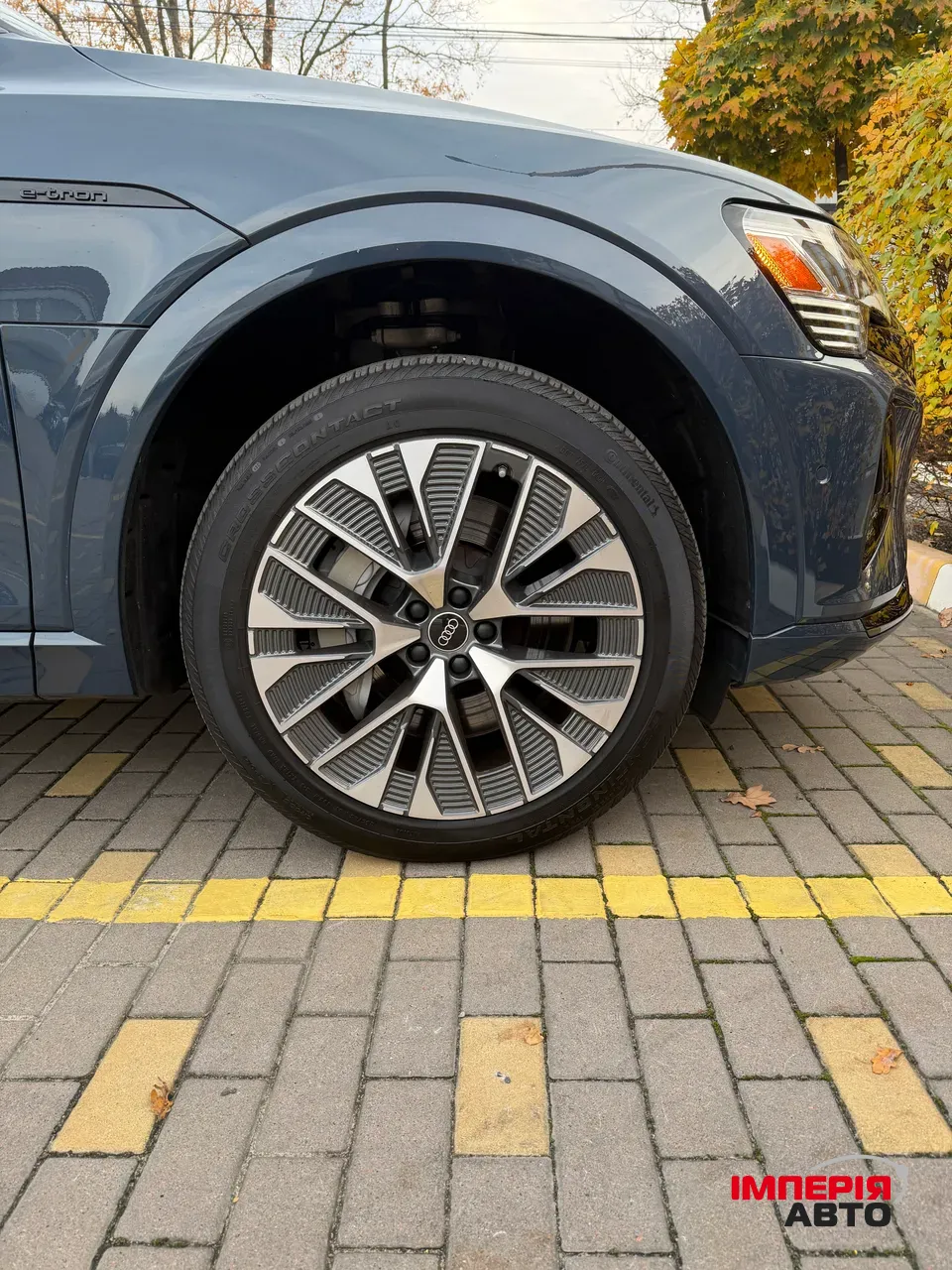 Audi Q8 e-tron - фото 17