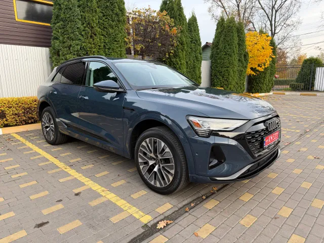 Audi Q8 e-tron - фото 5