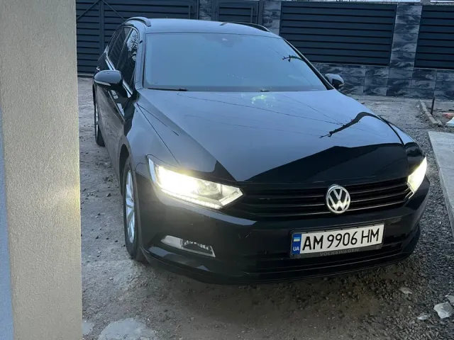 Volkswagen Passat - фото 3