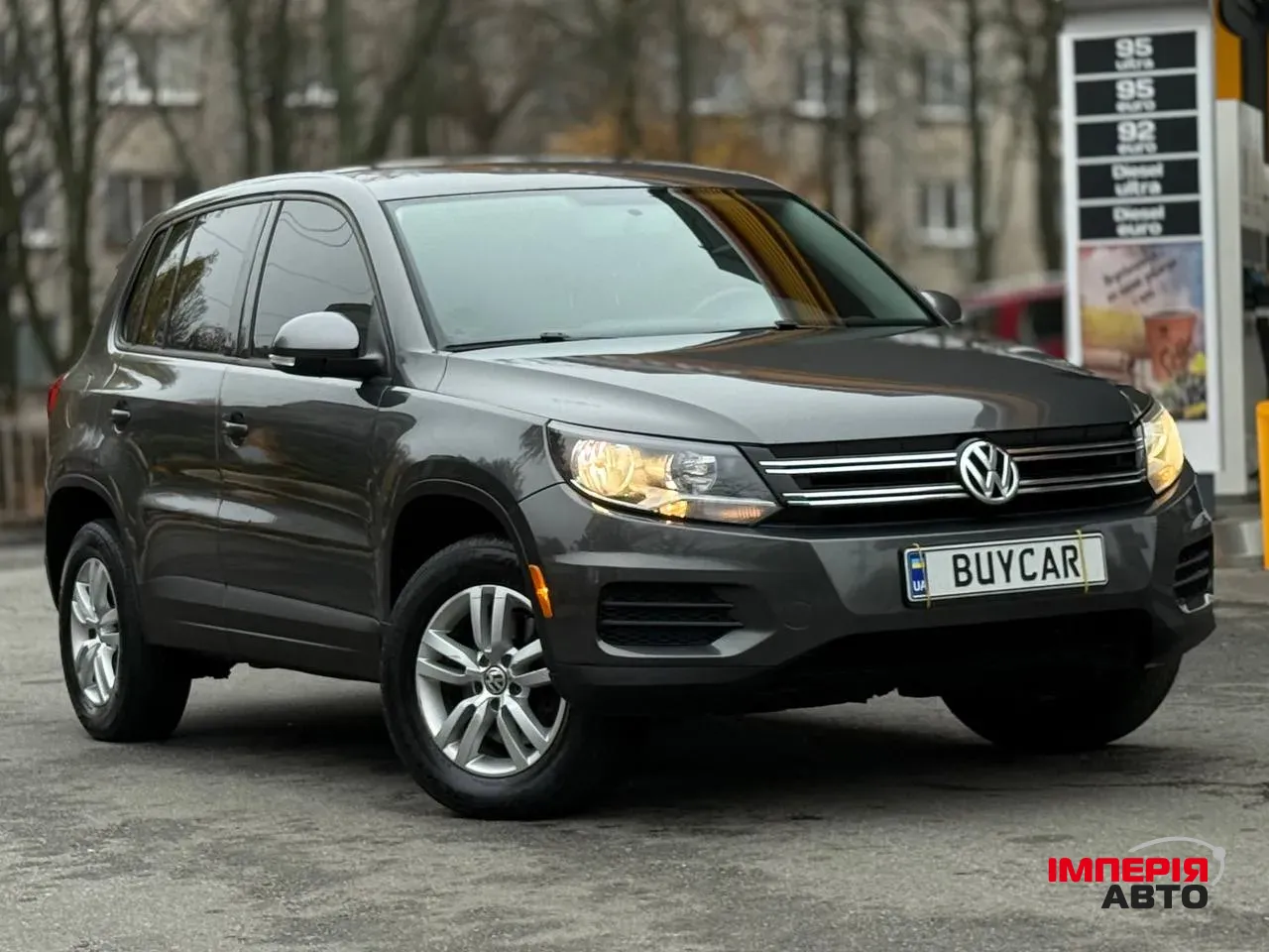 Volkswagen Tiguan - фото 7
