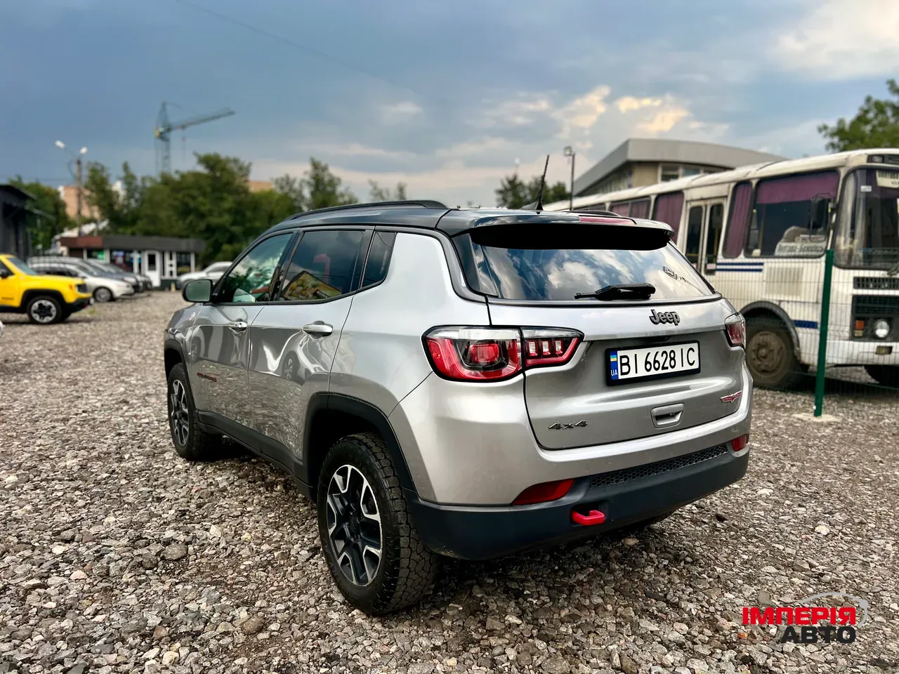 Jeep Compass - фото 36