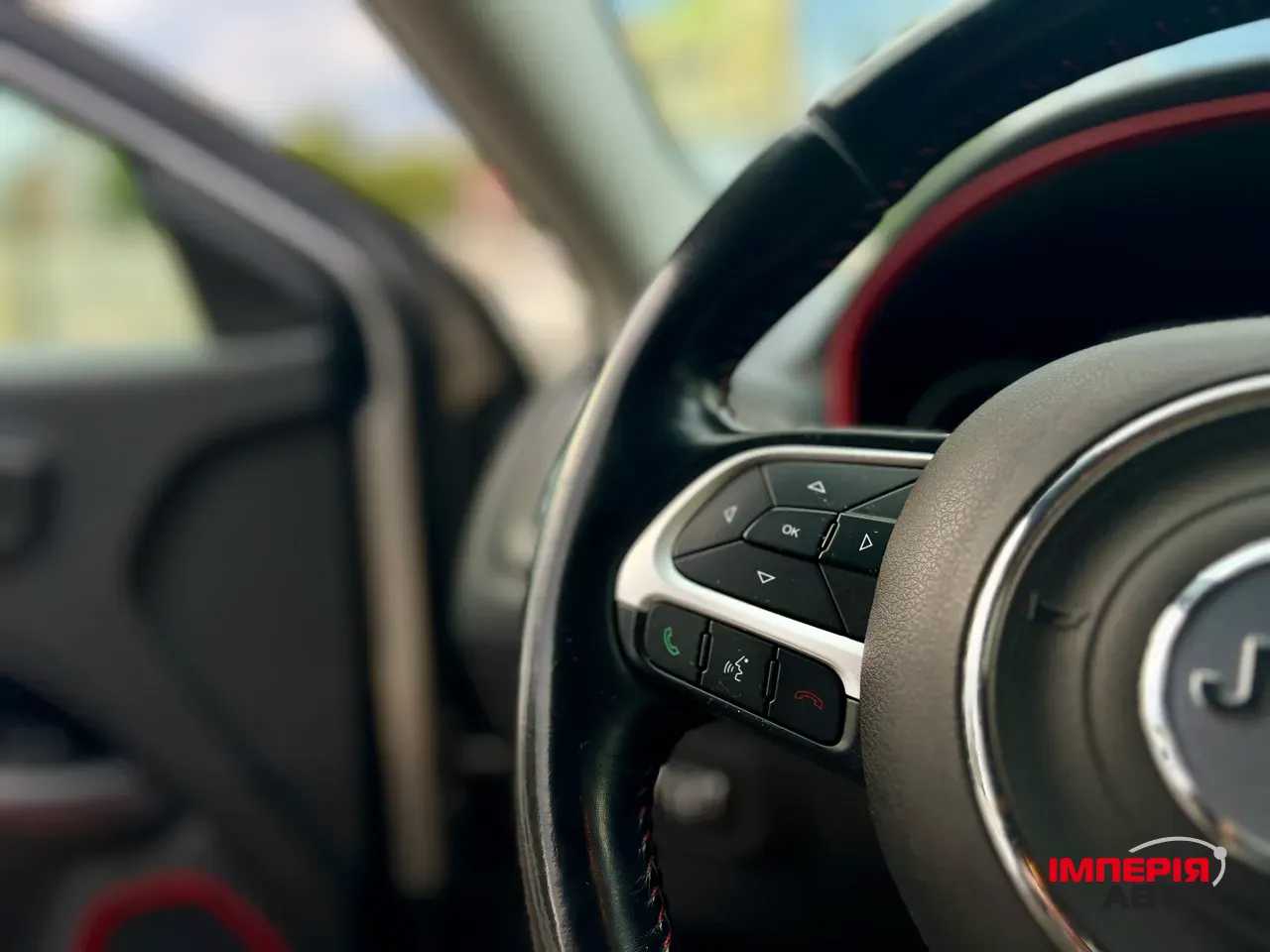 Jeep Compass - фото 25