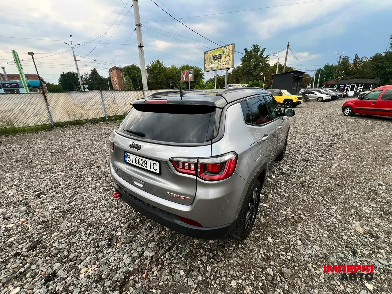 Jeep Compass - фото 3