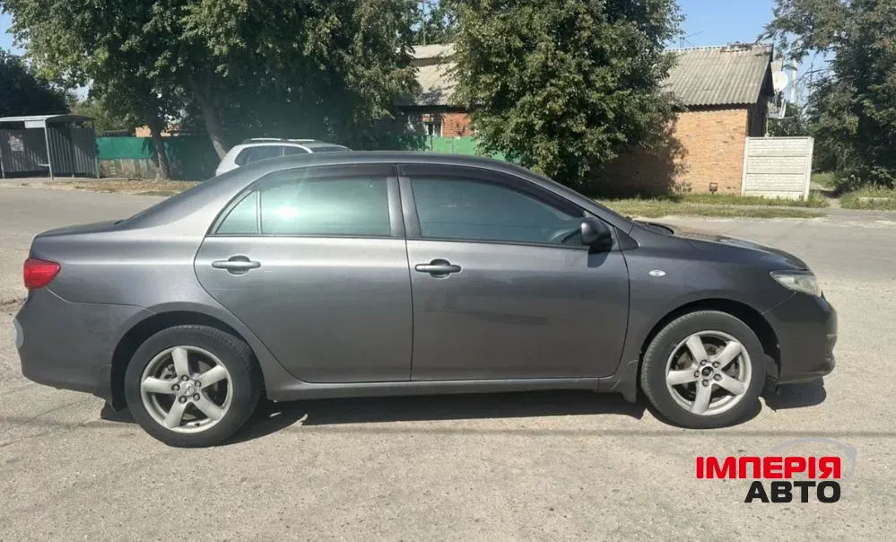 Toyota Corolla - фото 3