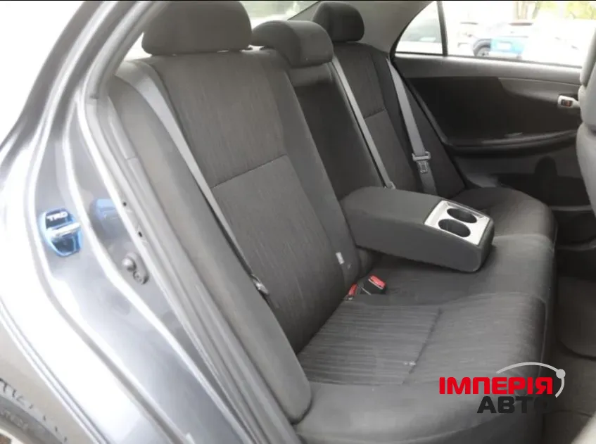 Toyota Corolla - фото 7