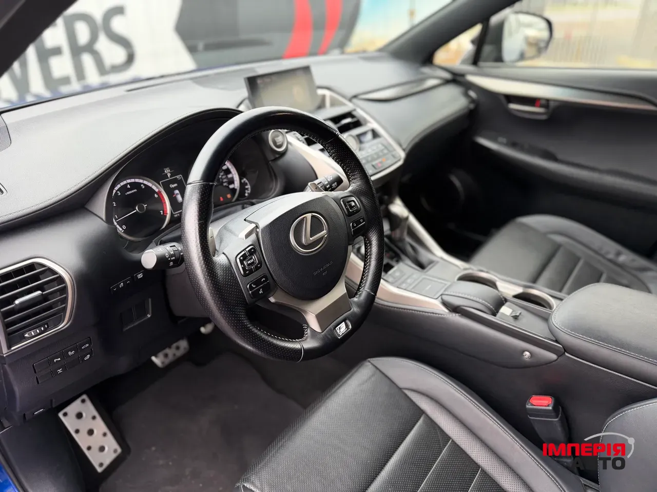 Lexus NX - фото 9