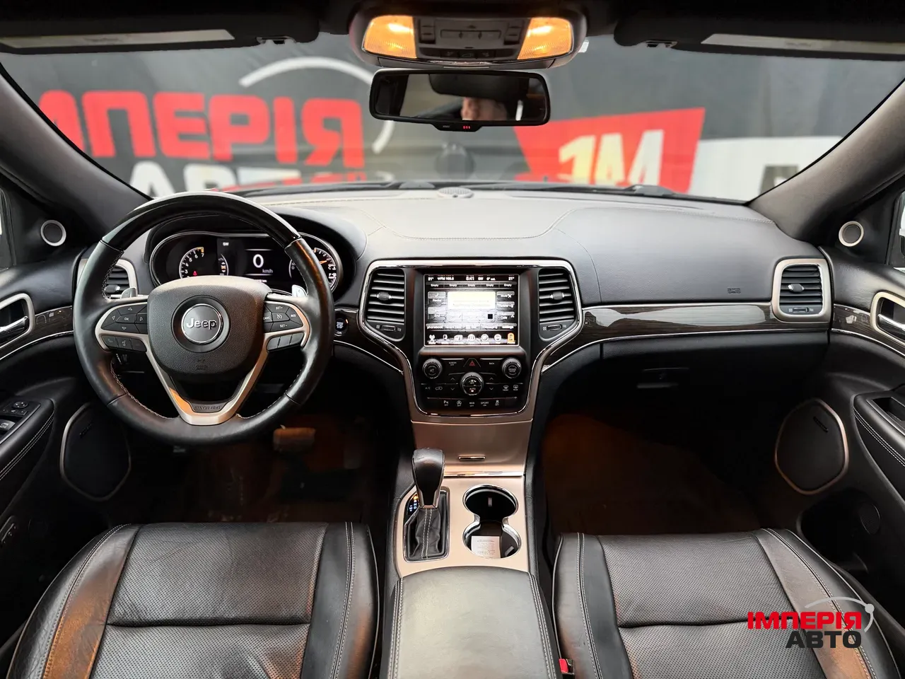 Jeep Grand Cherokee - фото 9