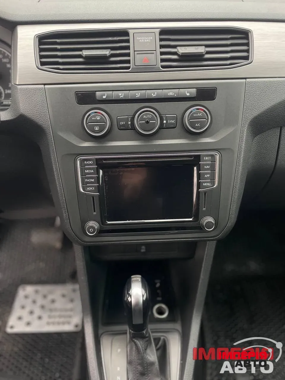 Volkswagen Caddy - фото 5