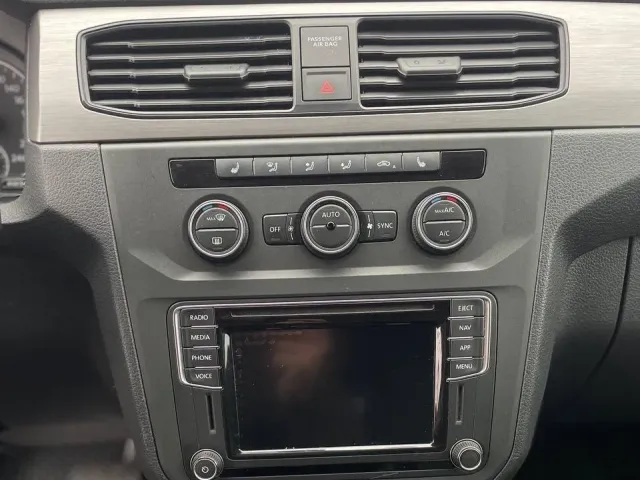 Volkswagen Caddy - фото 5