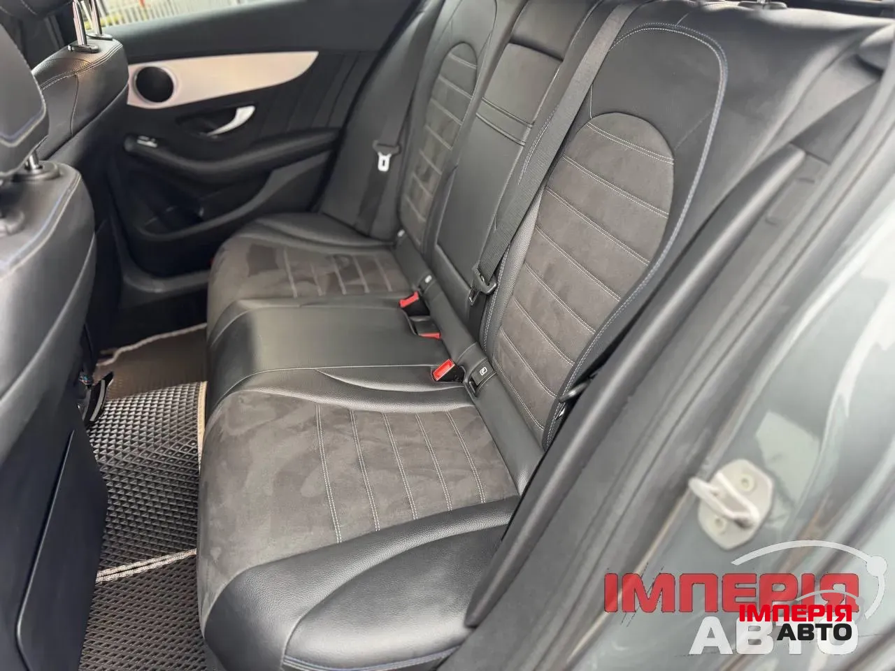 Mercedes-Benz C-Класс - фото 6