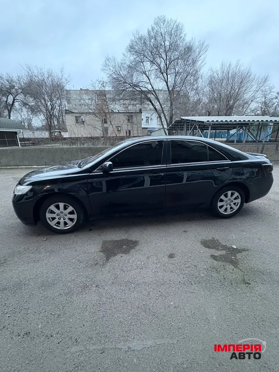 Toyota Camry - фото 2