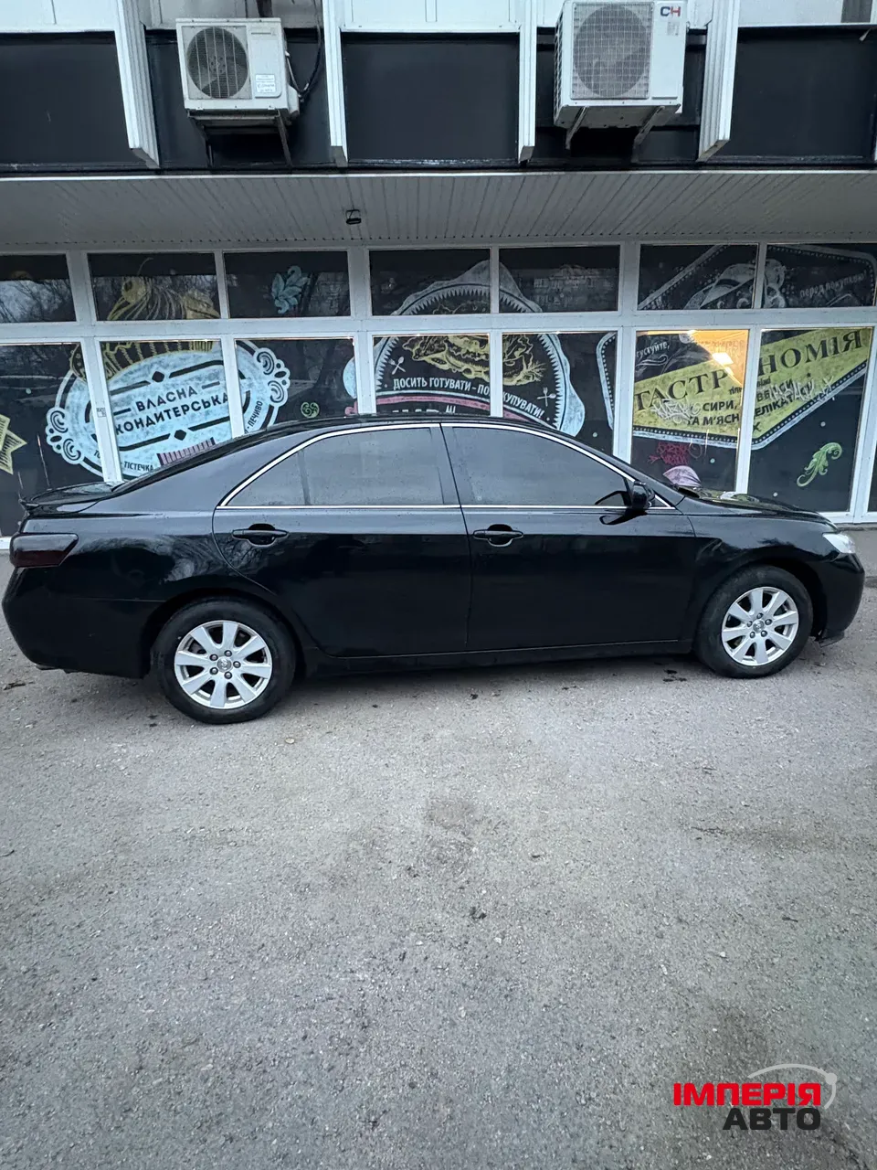 Toyota Camry - фото 4