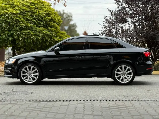 Audi A3 - фото 2