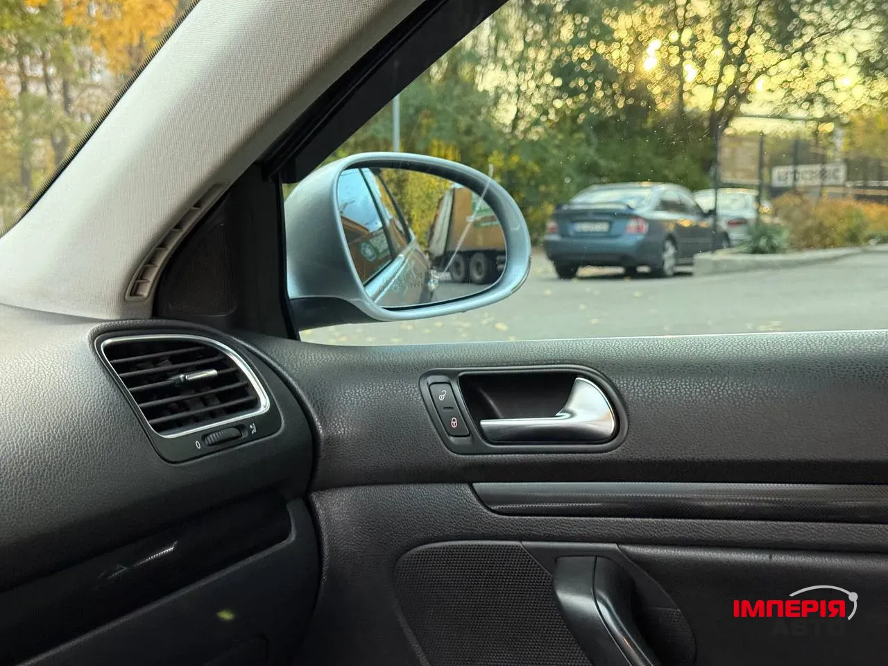 Volkswagen Jetta - фото 49