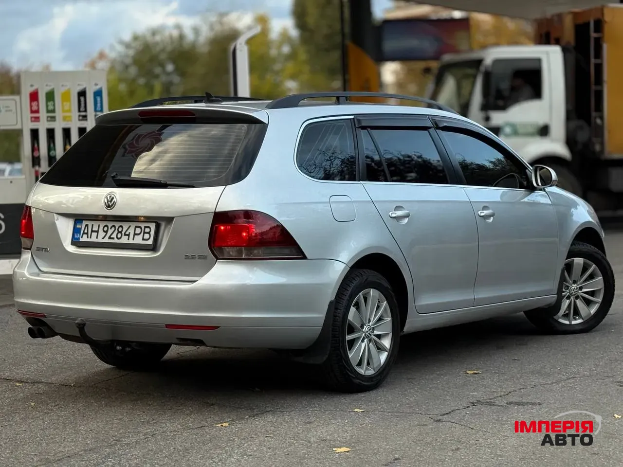 Volkswagen Jetta - фото 5