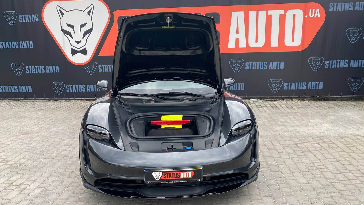 Porsche Taycan - фото 21