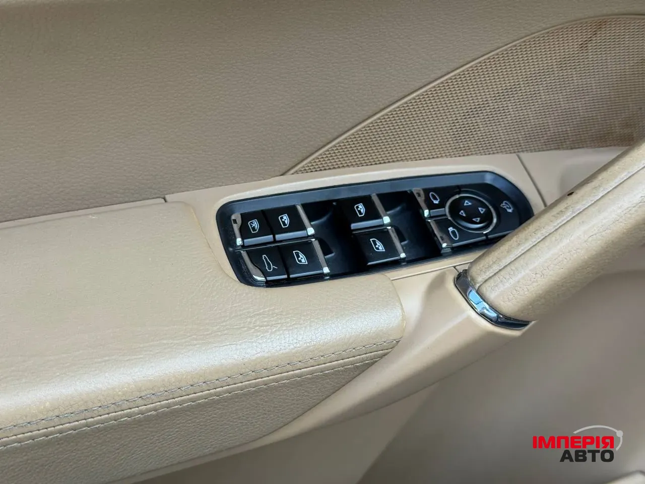 Porsche Cayenne - фото 40