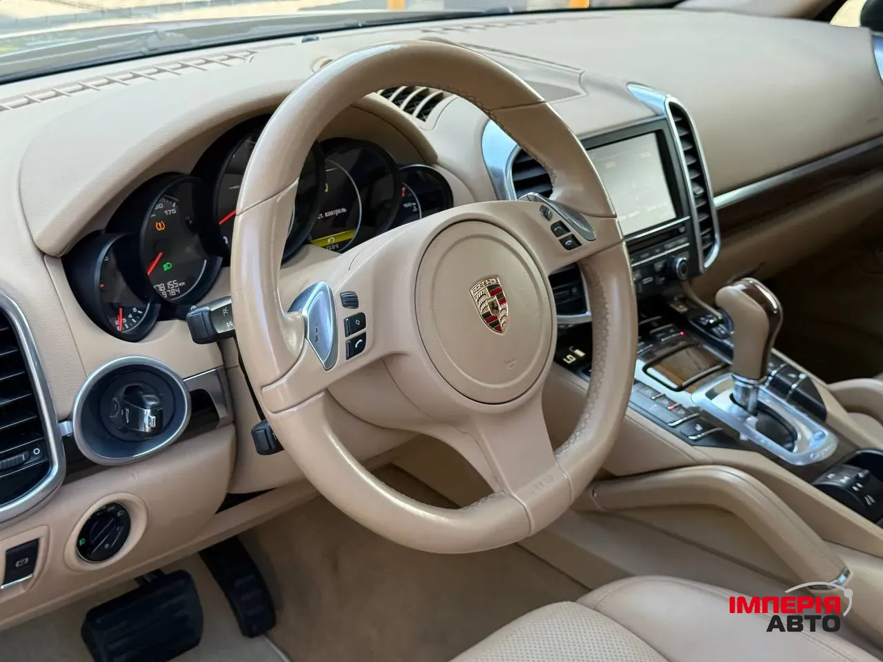 Porsche Cayenne - фото 38